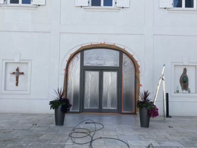 Renovácia dverí, Château Gbeľany
