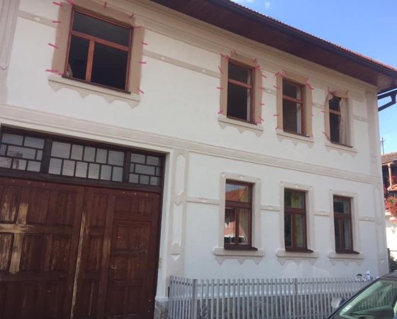 Renovácia okien, historická budova Bobrovec