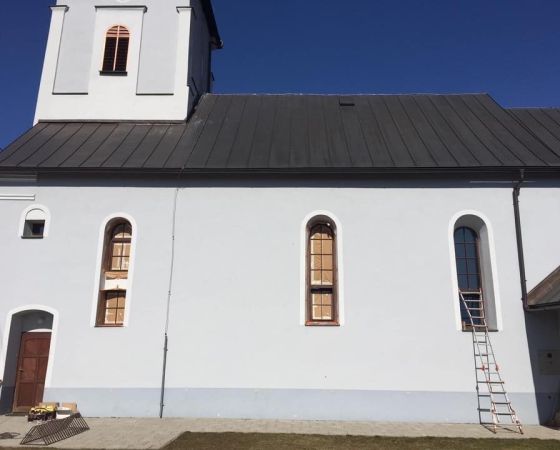 Renovácia okien, kostol Žaškov