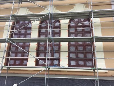 Renovácia okien, kostol Zázrivá