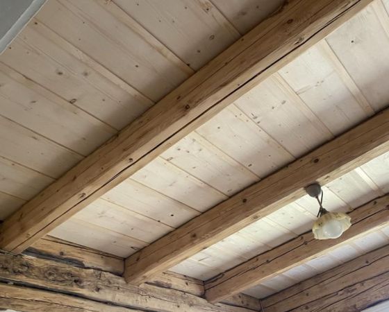 Renovácia podkrovia chaty pieskovaním, Třinec (CZ)