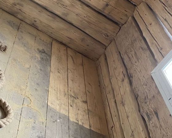 Renovácia podkrovia chaty pieskovaním, Třinec (CZ)
