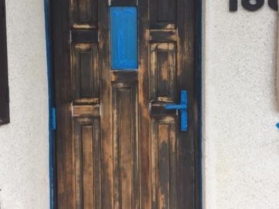 Renovácia vchodových dverí, Kvačany